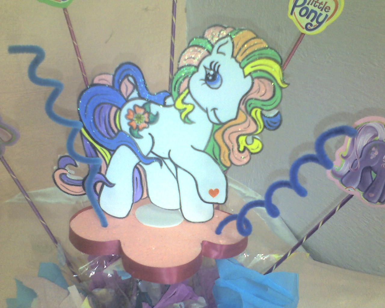 CHUPETERA Y CENTRO DE MESA PONY