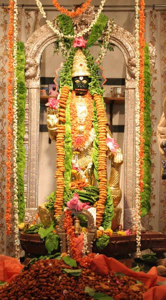 அனுமனுக்கு வடைமாலை ஏன்? Hanuman1