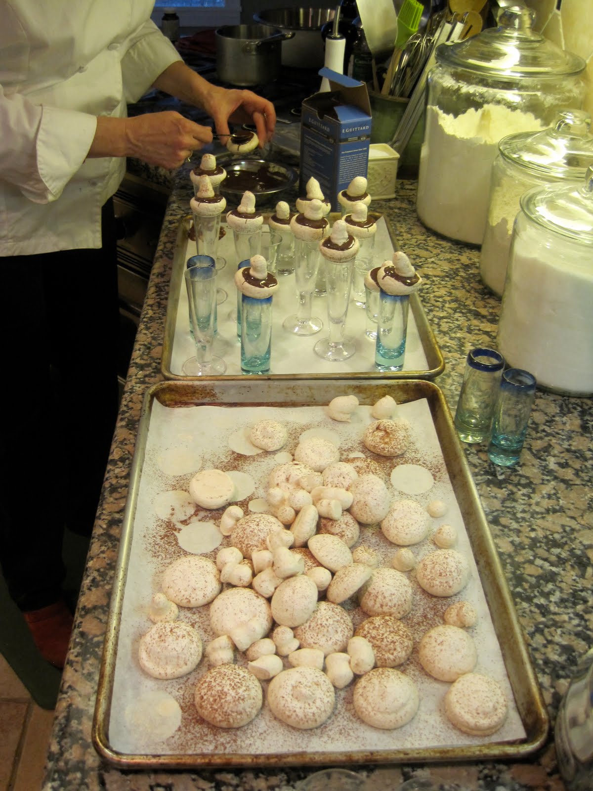 [meringues.JPG]