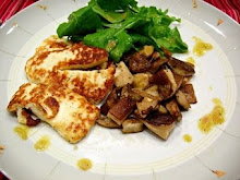 Salada de Halloumi e cogumelos