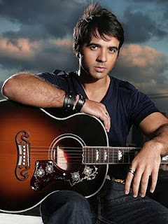 Luis Fonsi paz hombres