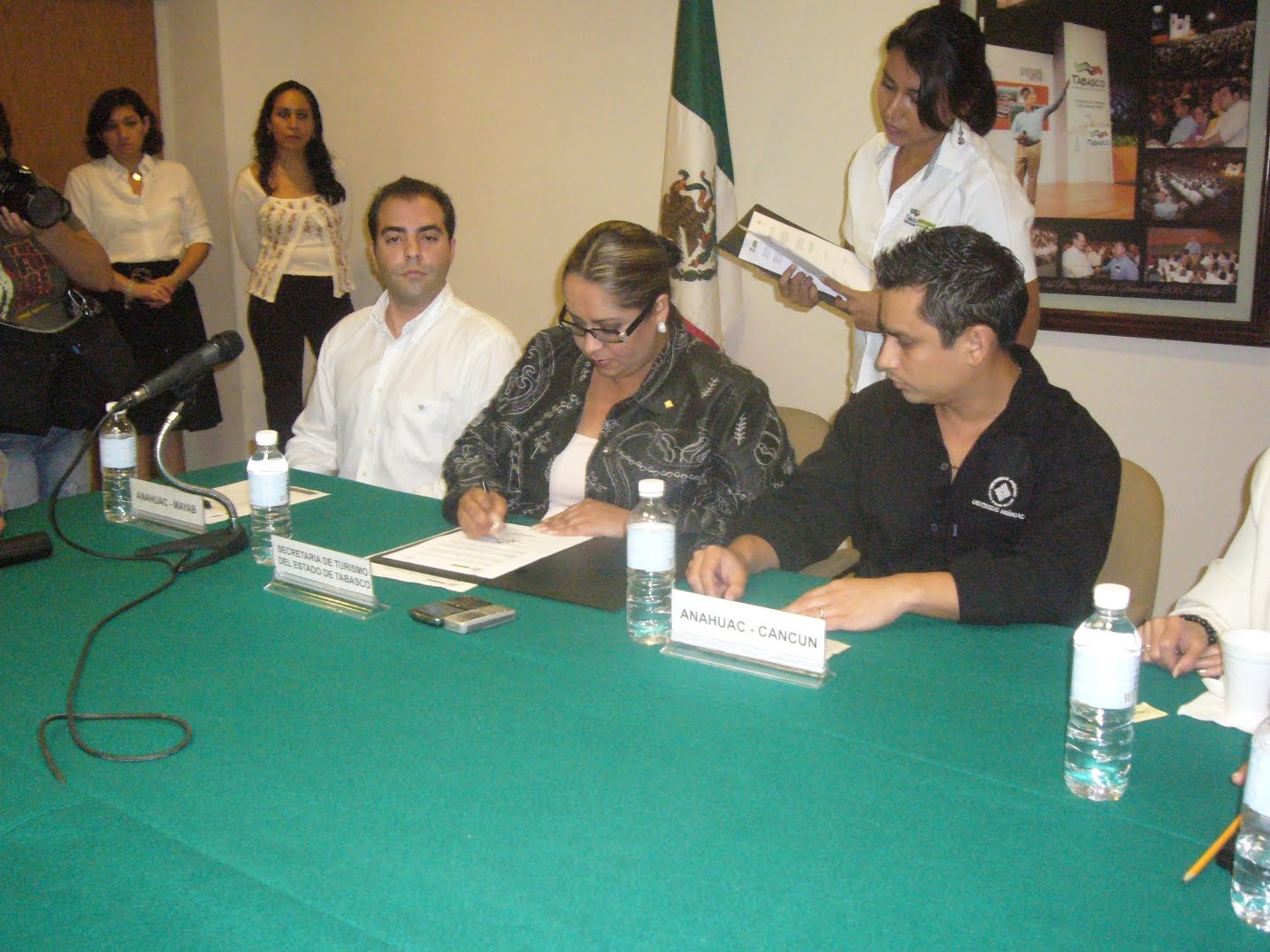 [FIRMA_CONVENIO_2.JPG]