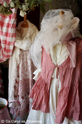 Modèles présentés à L'Atelier des ours à Uzès
