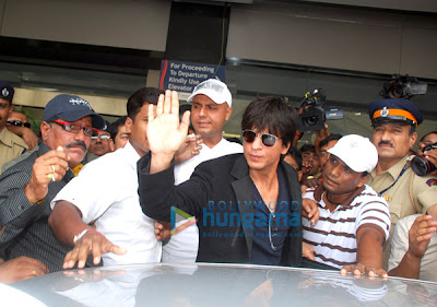 Shahrukh and Katrina on the same flight to London