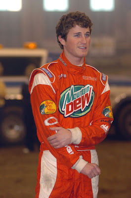 kasey kahne girlfriend, bobby labonte, carl edwards broken foot, juan pablo montoya, nascar atlanta