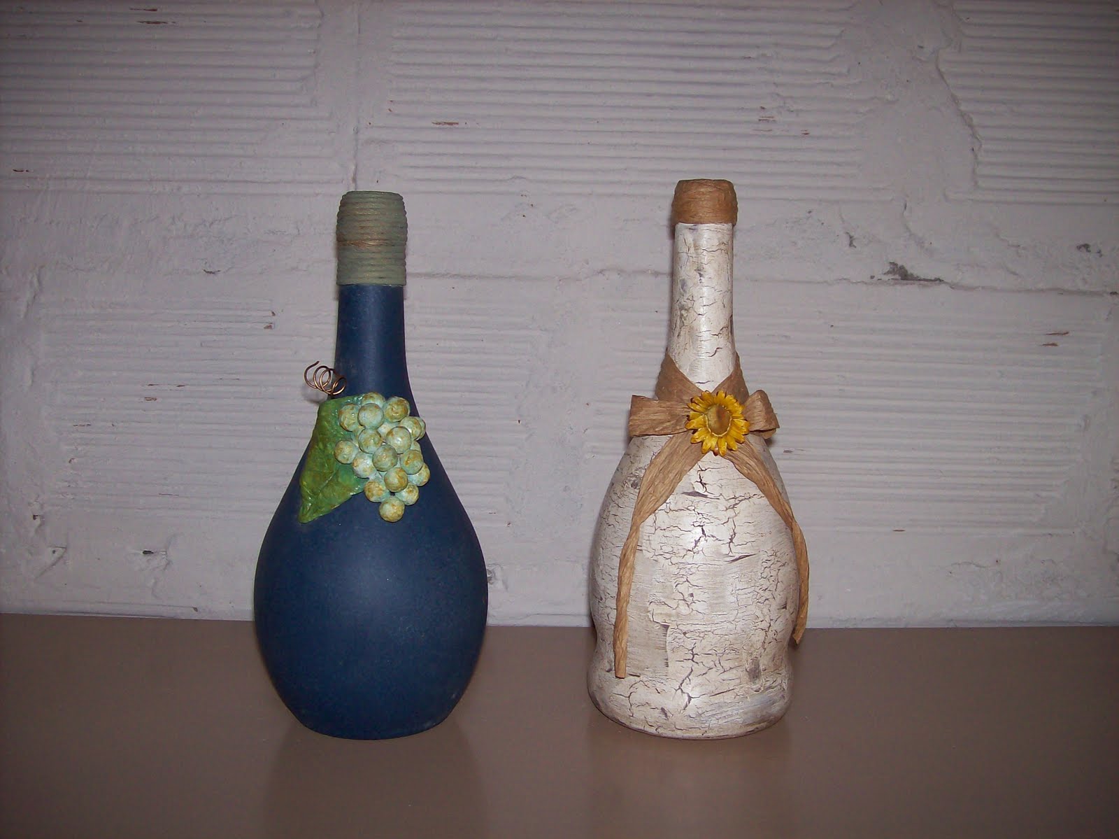 decorar botellas y frascos, es lindísimo ver el antes con sus vidrios decorar botellas y frascos, es lindísimo ver el antes con sus vidrios