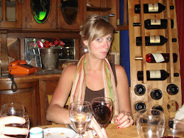 Lorena y su vino