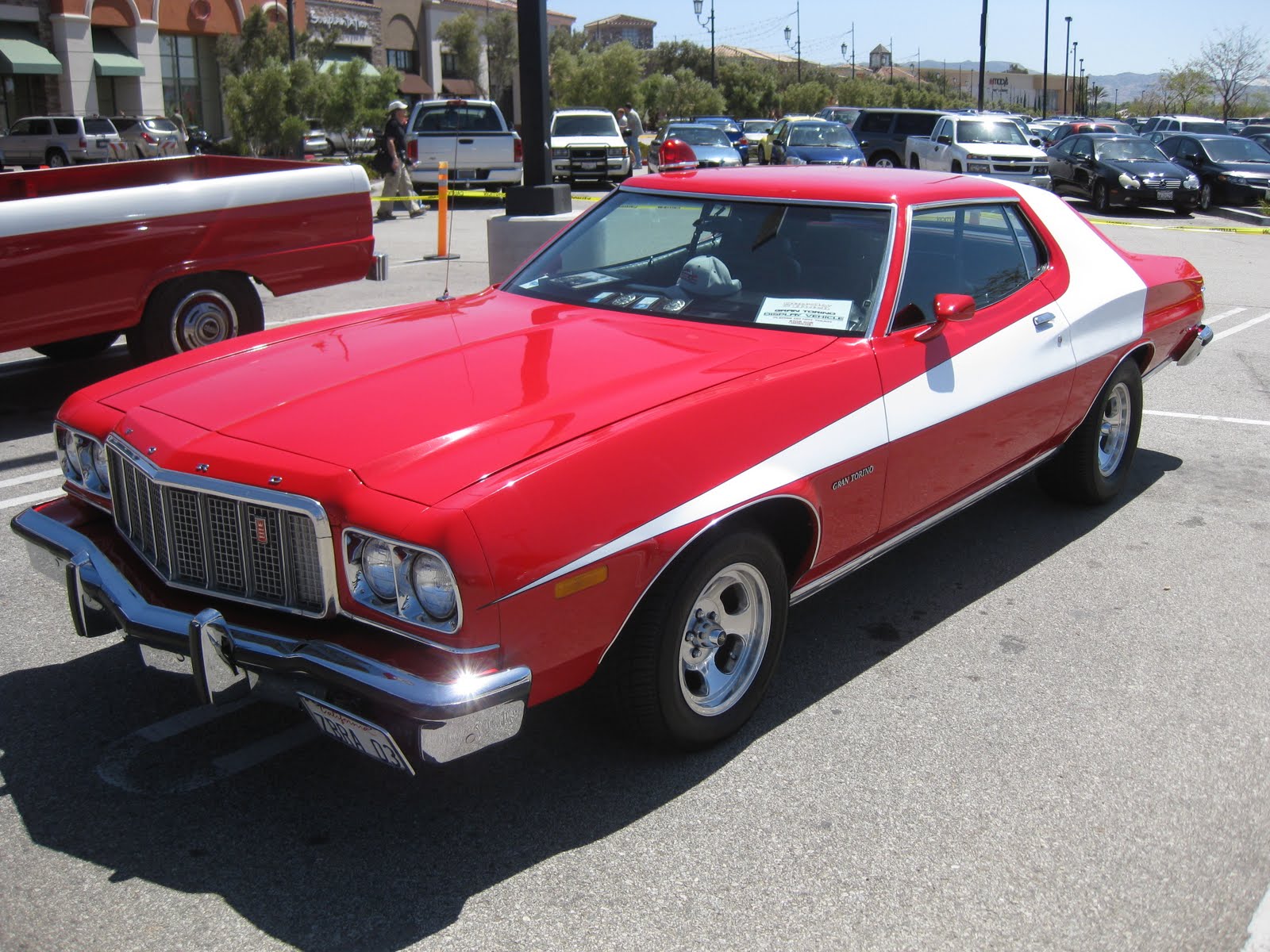 gran torino 76