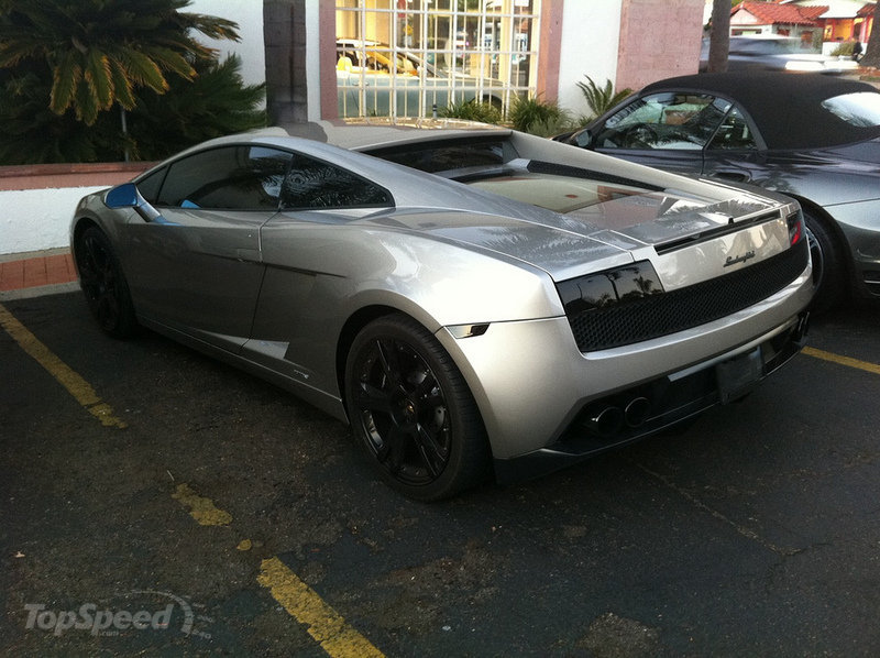 Gray Lamborghini Gallardo
