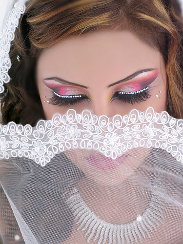 heavy arabic makeup. heavy arabic makeup. heavy arabic makeup.