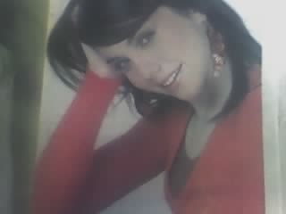 Ella en el ares es "la diosa del amor"