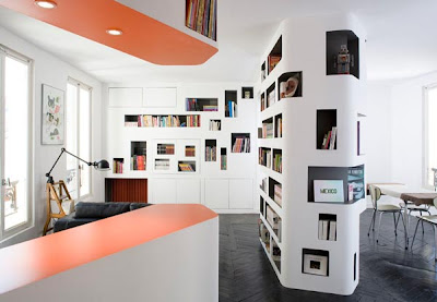 Apartment Squeezed by h2o architectes