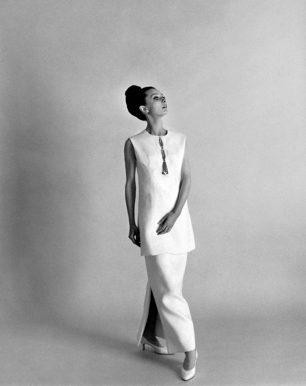 http://4.bp.blogspot.com/_KyW6-Fg0xds/TT3a6Y1fFqI/AAAAAAAAEtg/u8hbIOhgJiU/s1600/Audrey-Hepburn-audrey-hepburn-6403481-1047-1320.jpg