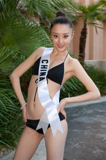 [T3HD] Ngắm nhan sắc của Trung Quốc những năm qua Wen+Tang,+Miss+China+2010,+++swimsuit+++Miss+Universe+2010+Competition+at+Mandalay+Bay+Hotel+and+Casino+in+Las+Vegas,