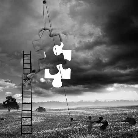 Resultado de imagen de foto de una pieza desencajada de un puzzle