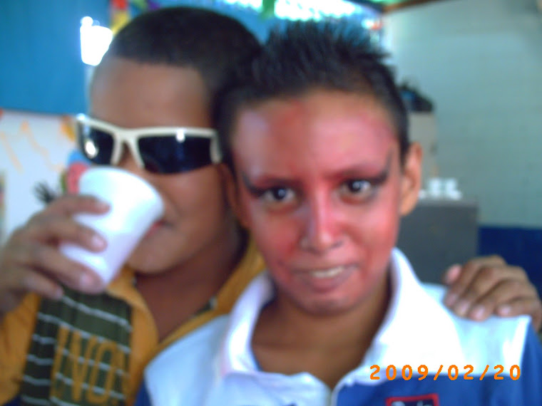 Wilfred con la cara pintada