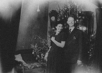 World War II Christmas, Annieinaustin