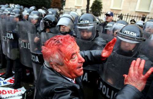 Tirane, demostratat jan tv Demostrata Ne Shqiperi. Tirane, demostratat jan tv