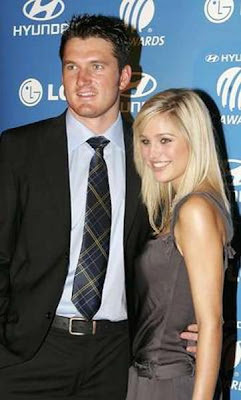 Graeme-Smith-Girlfriend-Minki-van-der-Westhuizen Graeme Smith Girlfriend Minki van der Westhuizen Photos of Cricketers Wifes : Cricketers Wives and Girl Friend Pics,Images
