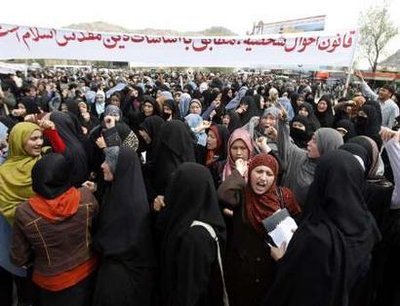 [kabul+women.jpg]