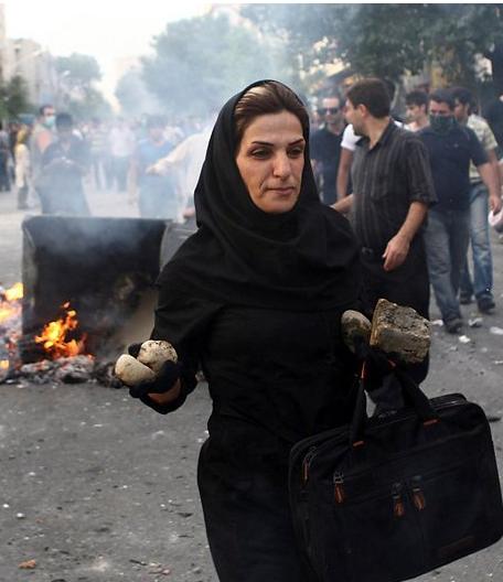 [iran+woman2.JPG]