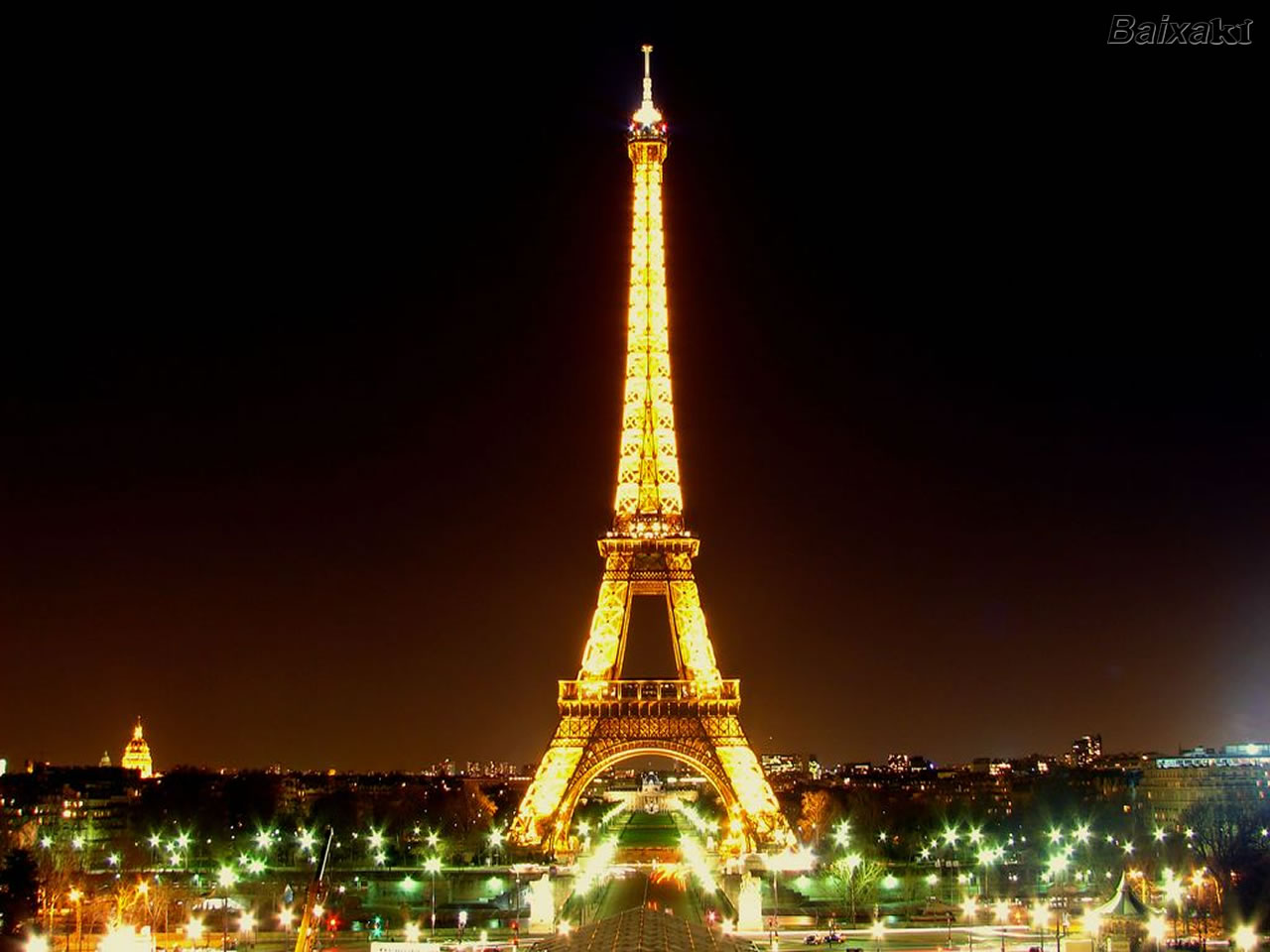 http://4.bp.blogspot.com/_L6ugTyZKJ3M/TH15tUaPJVI/AAAAAAAAAAM/cHAjU7zarag/s1600/BXK118553_paris-tour-eiffel-05-03-07-800.jpg