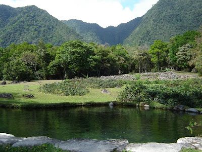 El Valle de Anton: Cerro Pajaro, Cerro Caracoral and Cerro Gaital