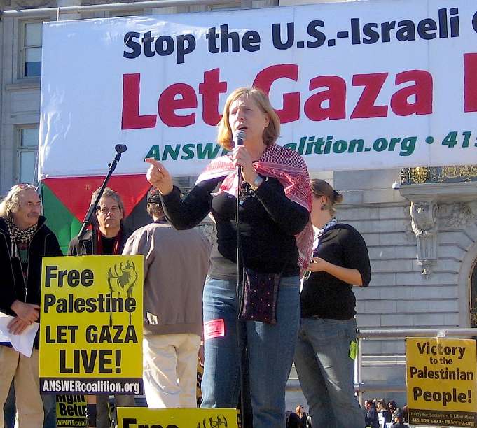 [Cindy_Sheehan_Jan_10_09_SF_rally.JPG]