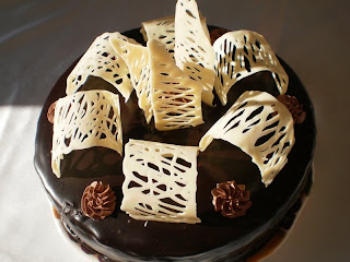 Tort Elegance