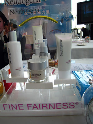 美白 防曬 neutrogena