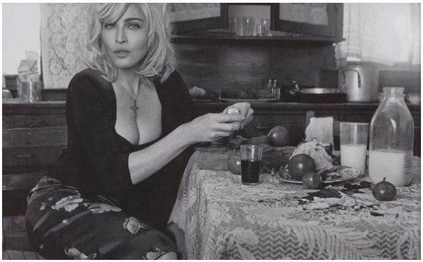 [MadonnaDolce&Gabbana22009.jpg]
