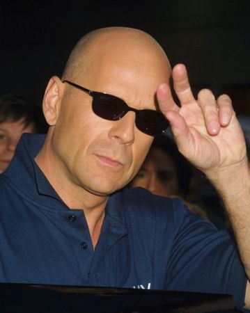 [bruce2.jpg]