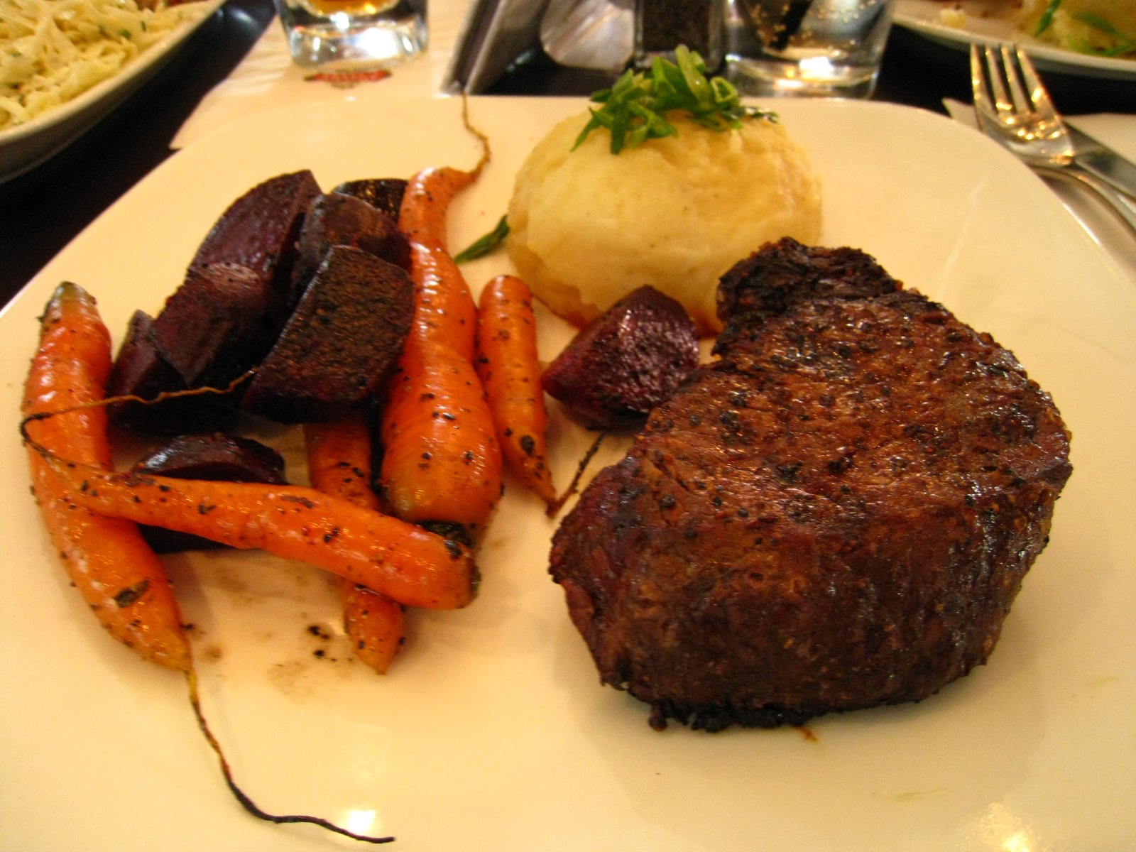 [IMG_0871.JPG]