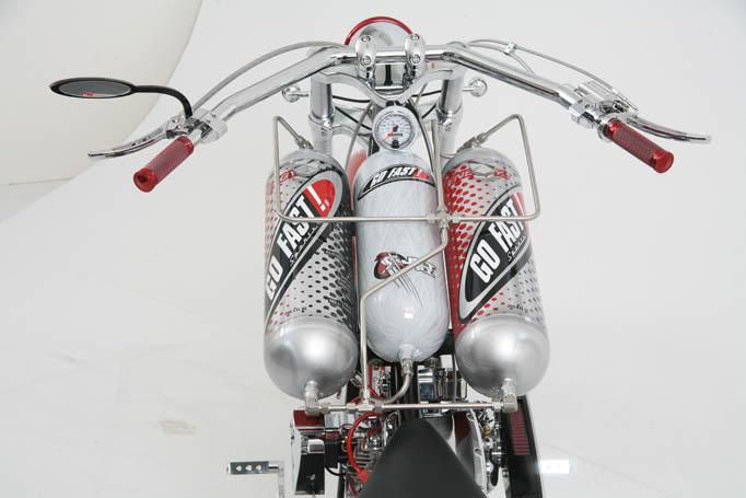 [amazing-motorbikes-13.jpg]