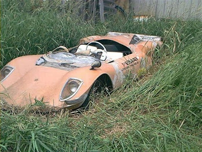 Abandoned-supercars-19.jpg
