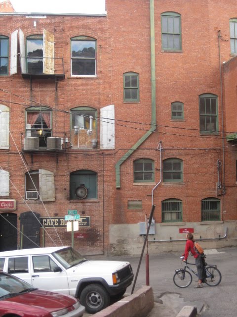 [IMG_2061.JPG]