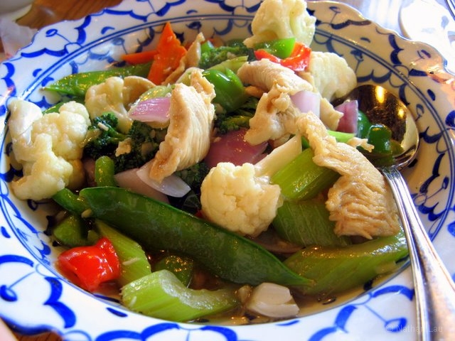 [IMG_0706-copyright-nathan-lau.jpg]