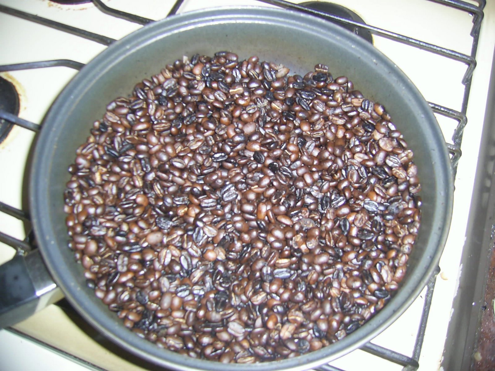 [roasting+coffee.jpg]