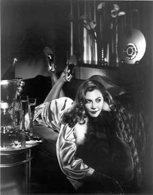 Adventures in Nerdliness: Hotties of Yore: Kathleen Turner