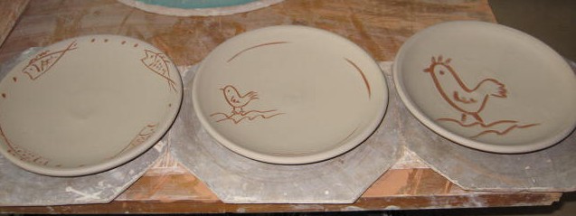[plates.jpg]