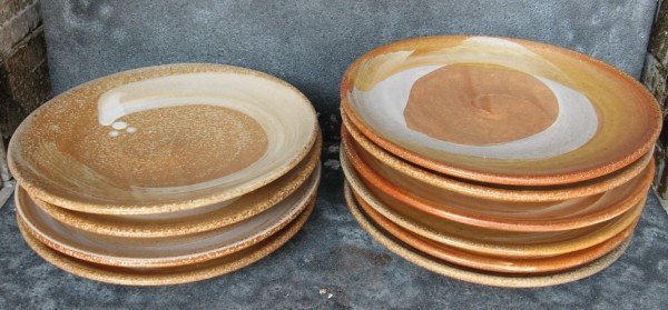 [plates.jpg]