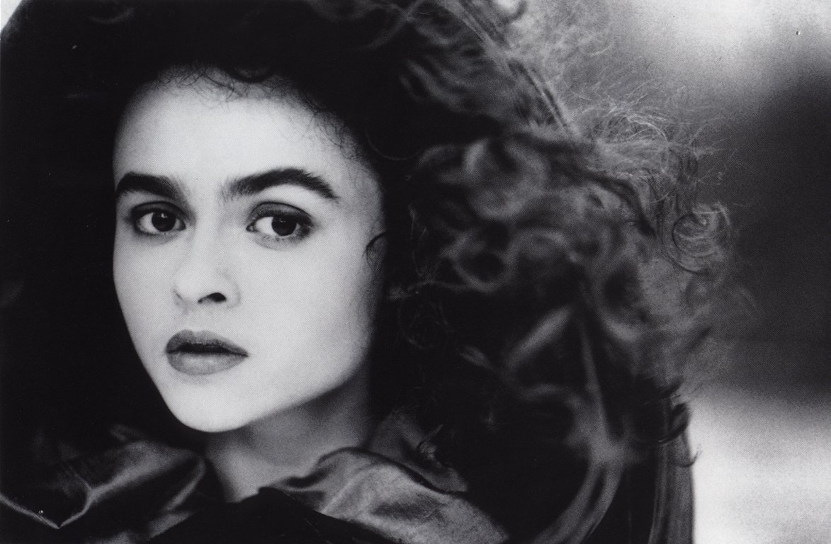 http://4.bp.blogspot.com/_LRkwlXVvlrA/TT9H8Yc1MCI/AAAAAAAAACE/pcYwCXaDYug/s1600/helena_bonham_carter_biography.jpg