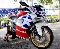 FOTO MODIFICATION MOTOR KAWASAKI NINJA 250 CC