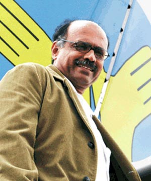 [Captain_Gopinath.jpg]