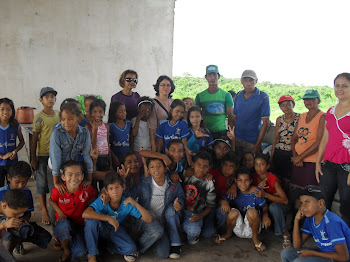 Visita dos alunos à Associação dos Catadores de lixo.