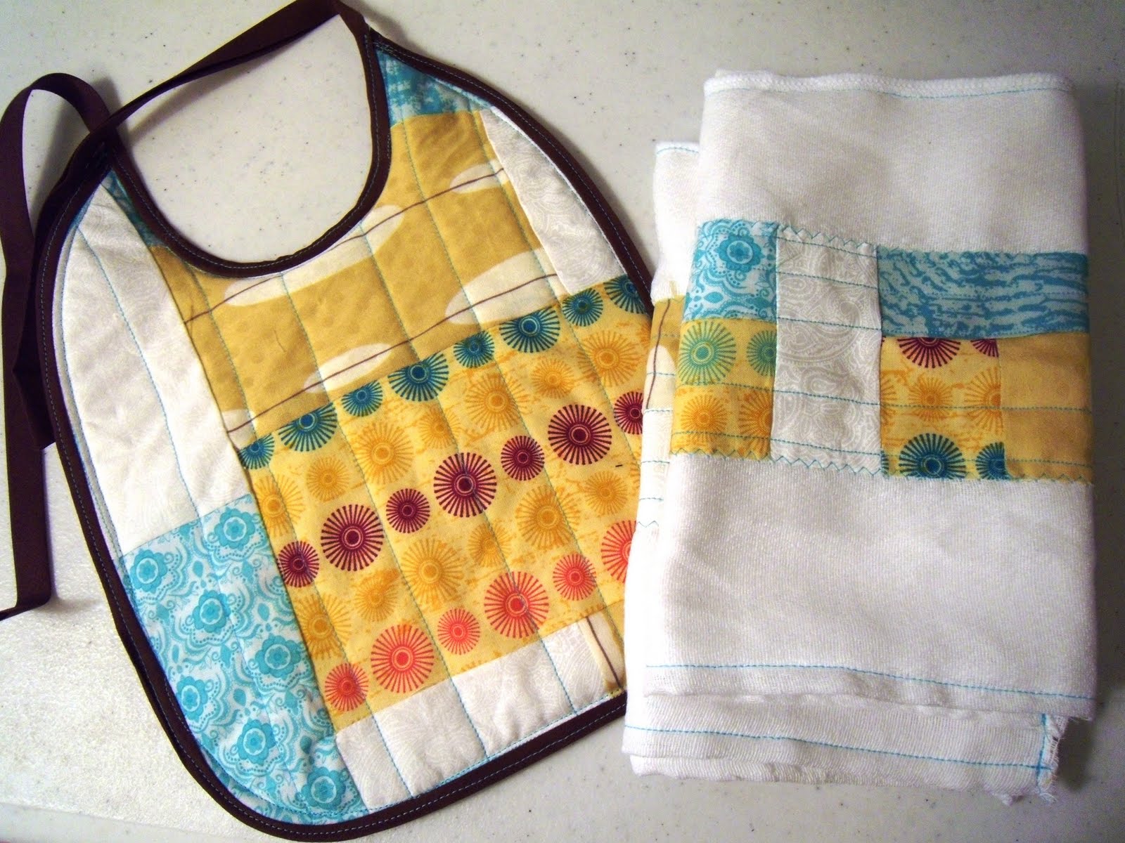 My Own Road Quilted bibs and burp cloths tutorial!