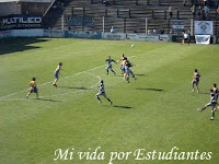 Yassogna salta con el defensor de Atlanta