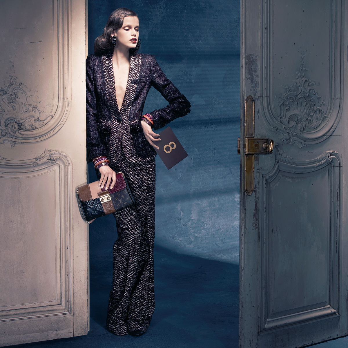 http://4.bp.blogspot.com/_LZcV3ExwqiU/TS8dv4-XG1I/AAAAAAAAAX8/kD1r22T8YdI/s1600/LouisVuitton-PreFall2011-02_105806974220.jpg