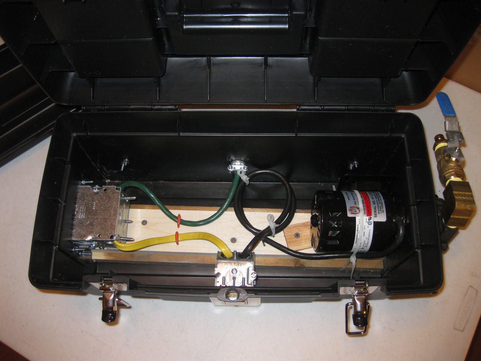Wort Pump in a Toolbox 3 Build Steps