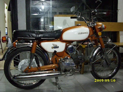 Collectors Vintage model in original and running condition Honda Benly S110
